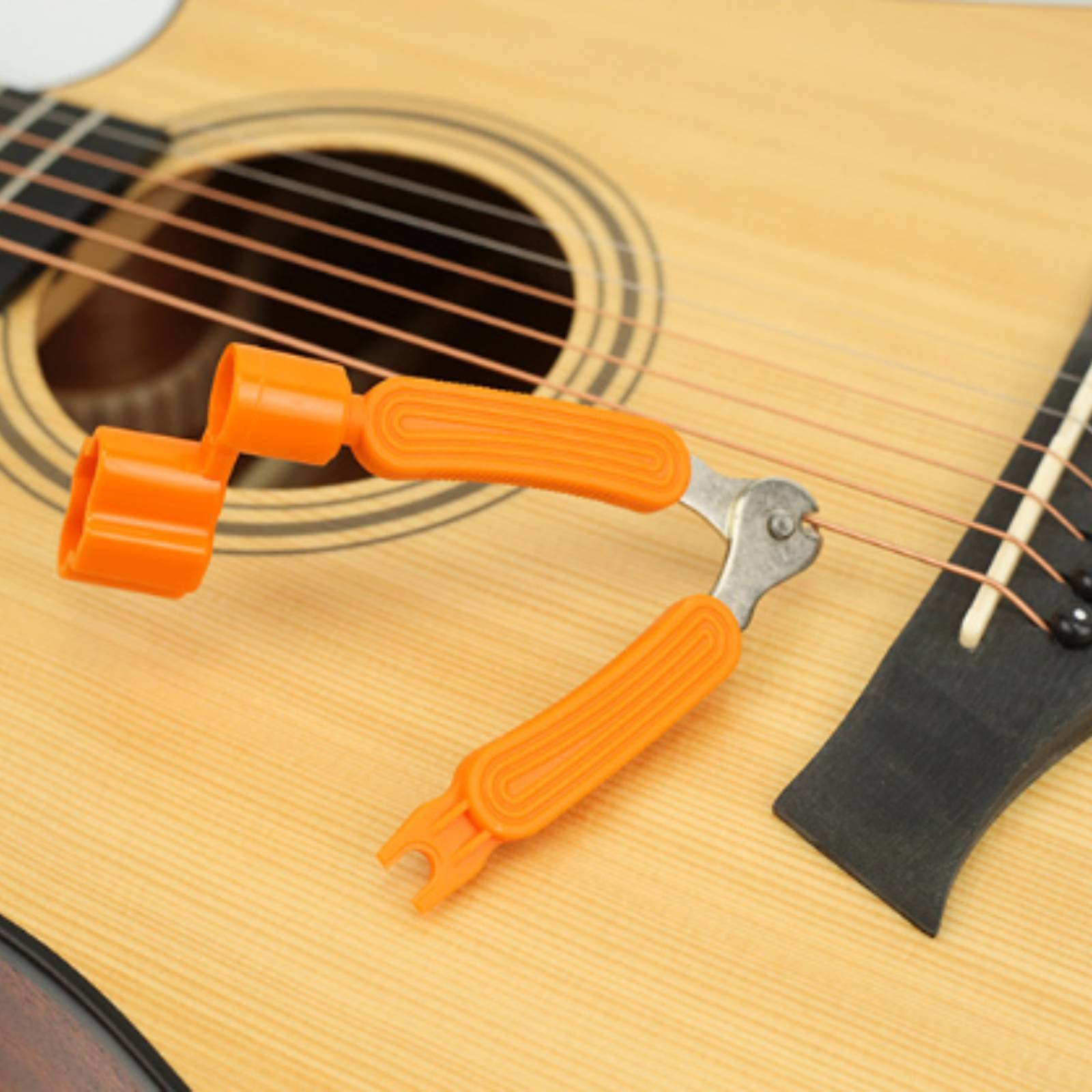 Attrezzo per Chitarra Multifun - Musical Instrument With Strings recensione e prezzo